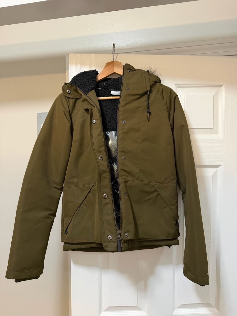 Columbia Olive Green Hooded Puffer Jacket